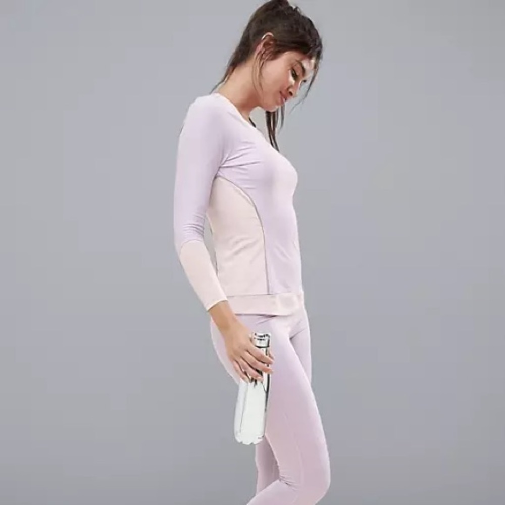 Mesh long sleeve active top